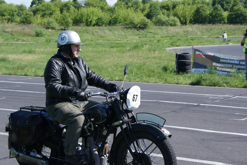 Super-Veteran: Zabytkowe motocykle po raz 8. na Torze Lublin