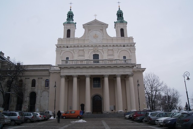 Kościół pw. św. Jana Chrzciciela i św. Jana Ewangelisty (archikatedra) przy ul. Królewskiej