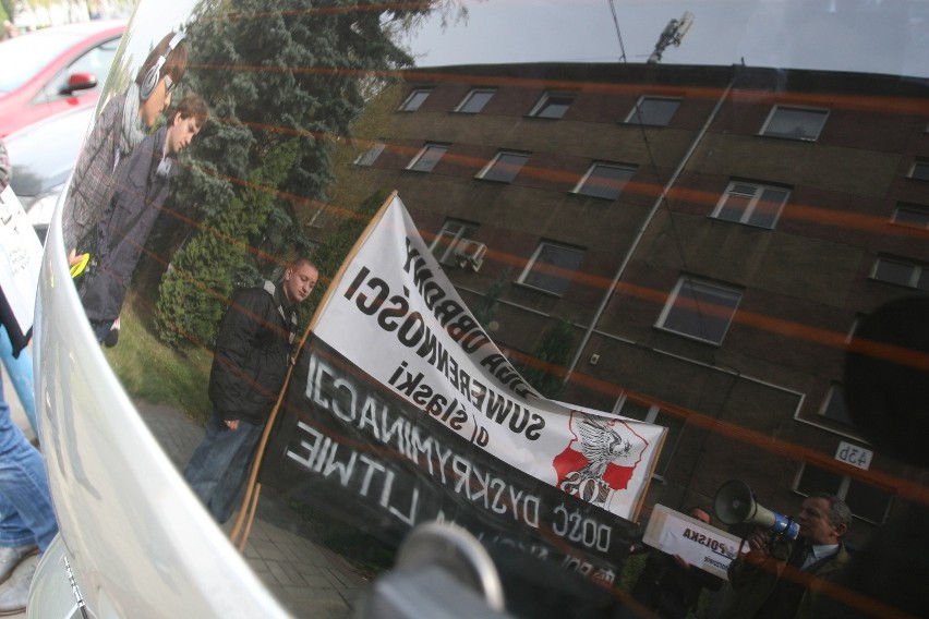 Manifestacja: Litwini! Ręce precz od polskich dzieci! [ZDJĘCIA] 
