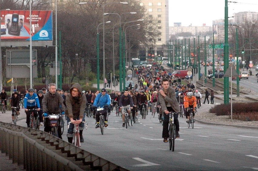 Poznań: Rowerzyści w proteście przejechali ulicami miasta