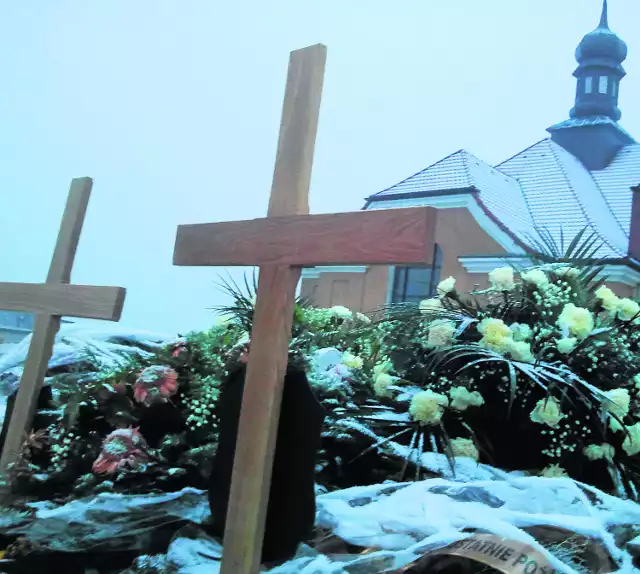 Ofiary mordu spoczęły na parafialnym cmentarzu