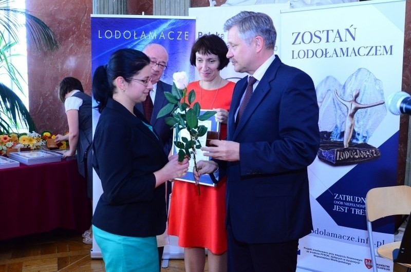 Poznań: Dostali Nagrody Lodołamacz 2012 za przełamywanie barier [ZDJĘCIA] 