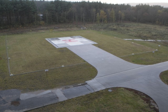 Lądowisko dla helikopterów sanitarnych funkcjonuje między innymi przy szpitalu w Puszczykowie