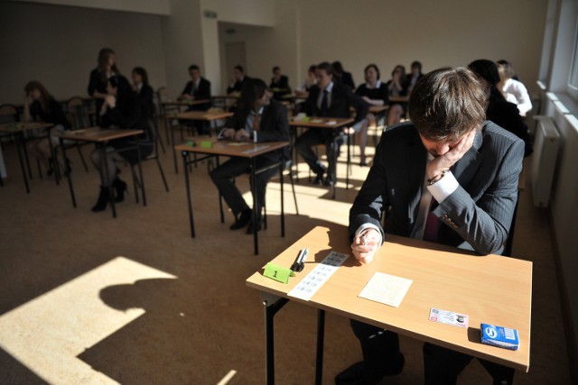 O 9:00 maturzyści rozpoczęli egzamin podstawowy z języka polskiego.