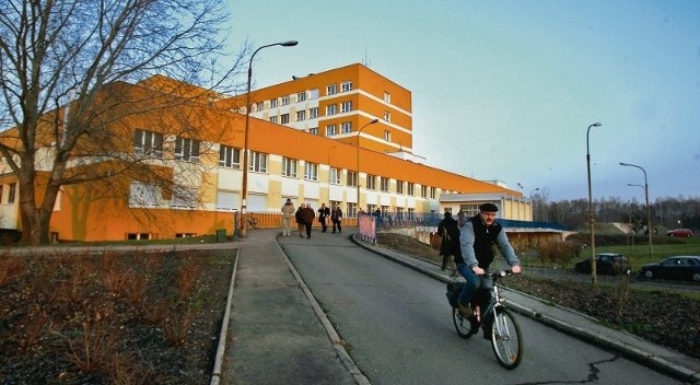Szpital na Kamieńskiego jest jednym z większych w mieście