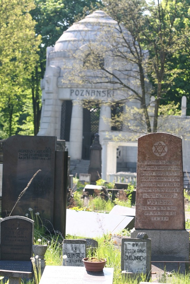 Żydowskie pomniki w Łodzi mogą być traktowane jak najcenniejsze polskie zabytki...