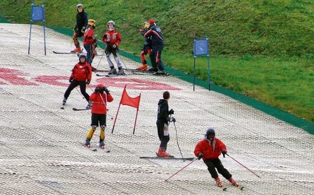 W świąteczny poniedziałek nad Maltą będzie można m.in. pojeździć na nartach, pospacerować i pojeździć na rowerze