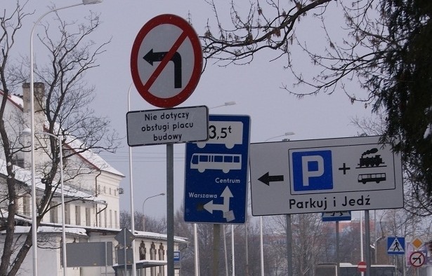 Absurd na Psim Polu: Park and Ride and... zapłać mandat! (ZOBACZ)