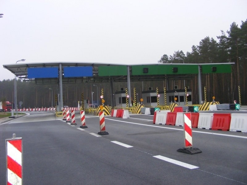 Ostatnie prace na budowie autostrady A2 na odcinku Nowy...