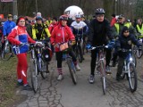 Poznań. Na rowerach dookoła Rusałki na powitanie roku