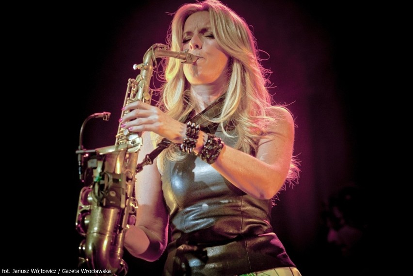 09.03.2012 WROCŁAW
KONCERT CANDY DULFER HALA ORBITA