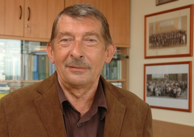 Prof. Wacław Jarmołowicz, kierownik Katedry Makroekonomii Uniwersytetu Ekonomicznego w Poznaniu
