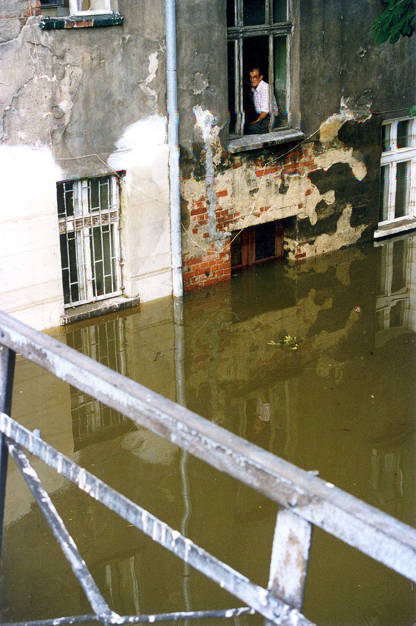 15 lat od powodzi w Kotlinie Kłodzkiej (ZDJĘCIA)