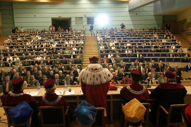 Zarobki na lubelskich uczelniach będą wyższe