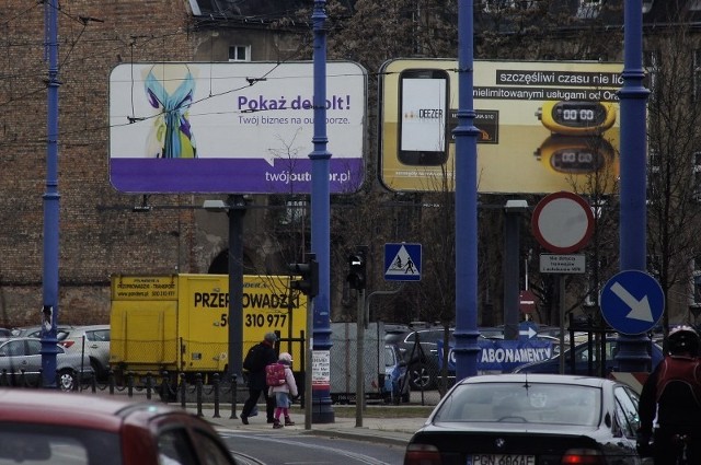 Tak wyglądają główne ulice Poznania. Czy plastyk miejski to zmieni?