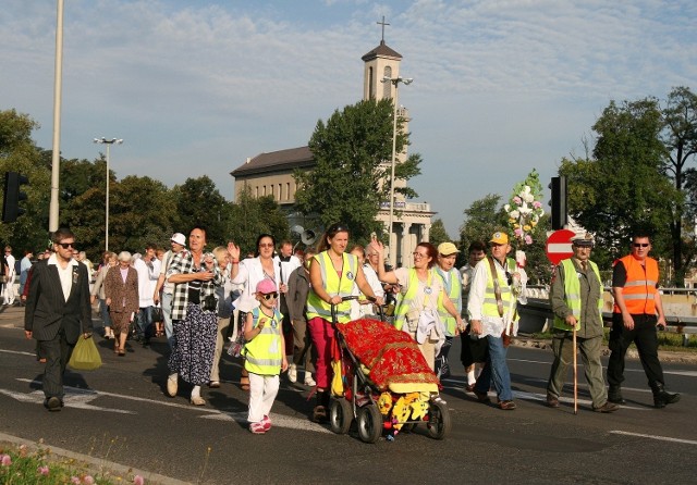 Pątnicy z regionu łódzkiego dotarli na Jasną Górę.