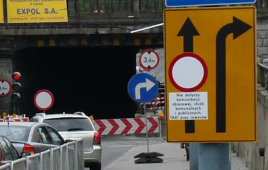 Remont wiaduktu na Kunickiego: Kierowcy nie respektują...