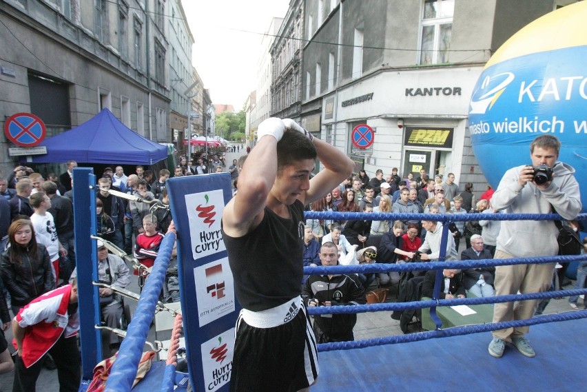 Gala Boksu na Mariackiej w obiektywie Arkadiusza Goli [ZDJĘCIA]