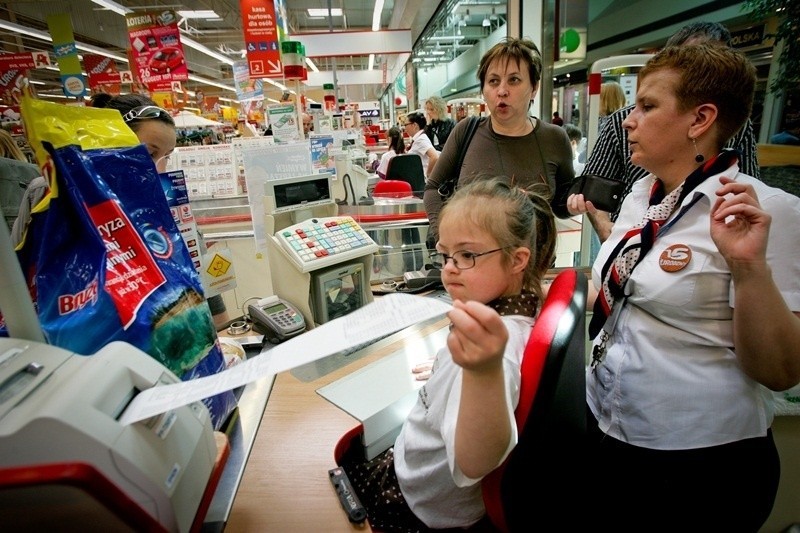 07.05.2011 Wrocław. 15 lat Auchan. Dzień integracji z...
