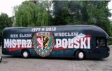 Piłkarze Śląska wracając z Łodzi mieli wypadek 