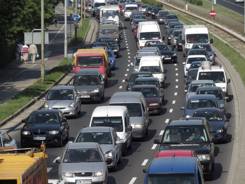 Braniborska zamknięta do piątku. Legnicka znów w korku