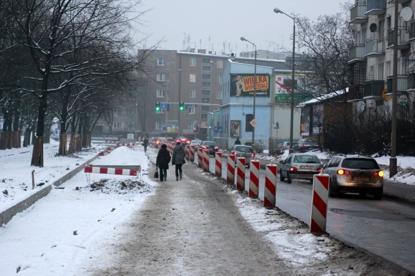 Remont placu Orląt Lwowskich będzie przerwany? Miasto się zastanawia