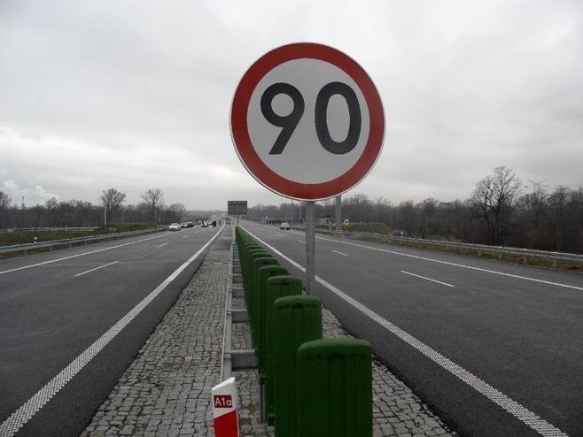 Postój na autostradzie A1? Jeśli już, to w Czechach