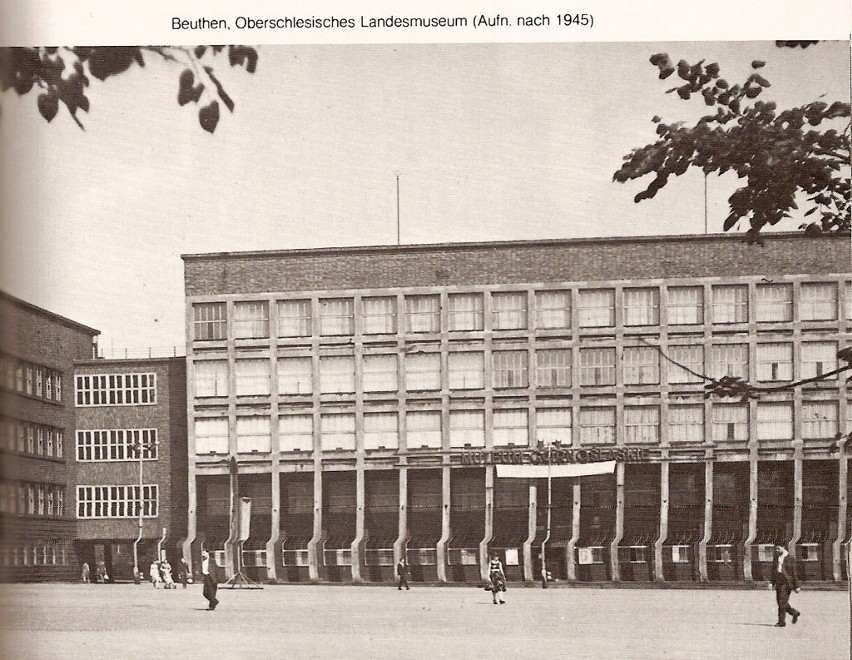 Beuthen Oberschlesisches Landesmuseum w roku 1945