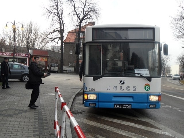 Pasażerowie Kolei Śląskich już korzystali z autobusów w...