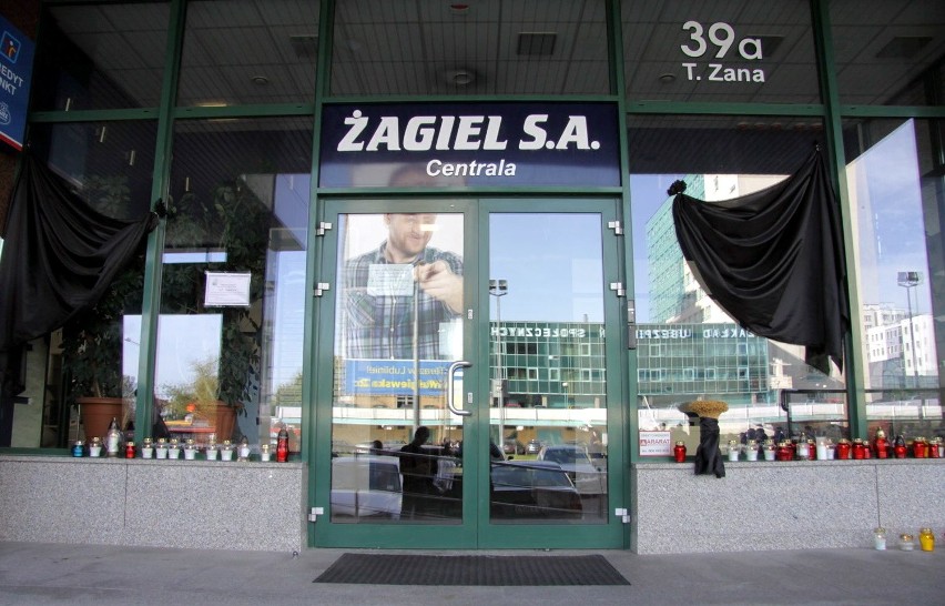Zwolnienia w Żagiel S.A.: Manifestacja pod siedzibą firmy (ZDJĘCIA, WIDEO)
