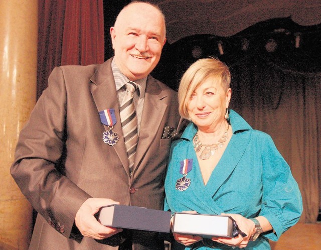 Ryszarda Czubaczyńskiego i Małgorzatę Laurentowicz-Granas odznaczono medalami
