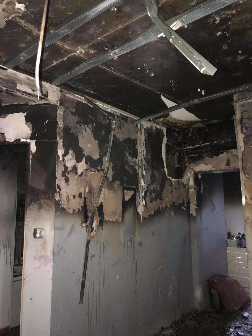 Po pożarze w Starej Dąbrowie jest zrzutka na remont spalonego mieszkania. Pani Klaudia liczy na pomoc. Wójt gminy też apeluje o wsparcie