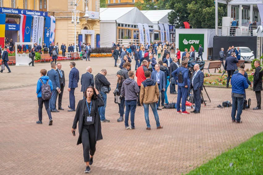 W krynickim uzdrowisku politycy i ludzie biznesu