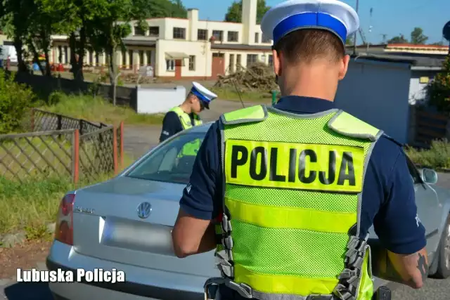 Policjanci z Krosna Odrzańskiego prowadzili działania "Prędkość". Jeden z kierowców jechał o prawie 60 km/h za szybko.