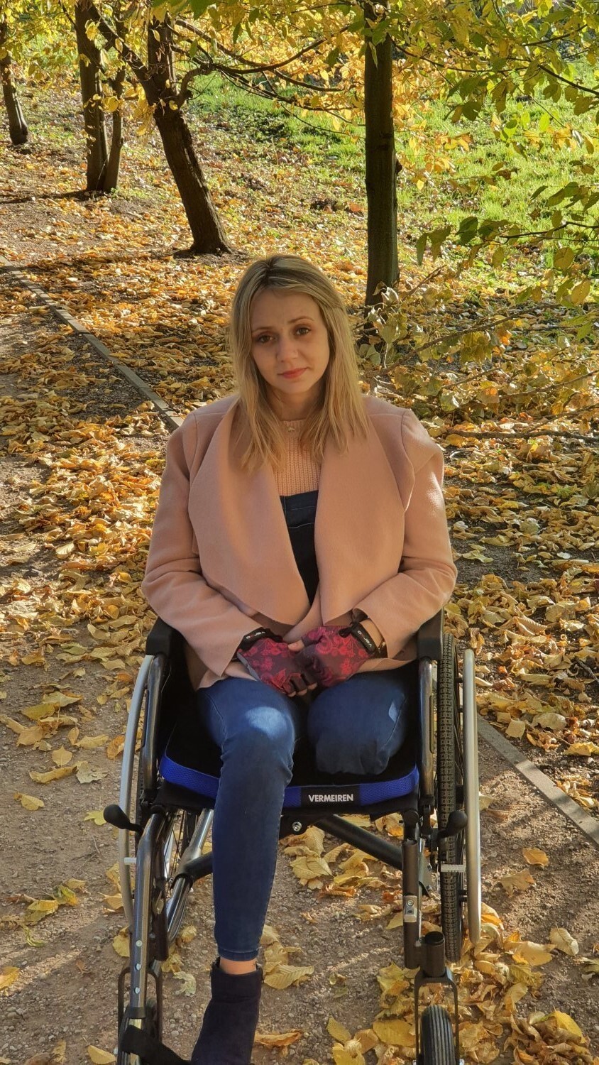 26-latka z Łęczycy zbiera na protezę nogi i rehabilitację....