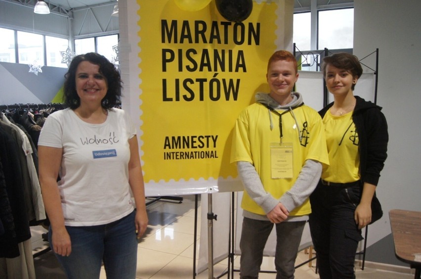 Maraton Pisania Listów Amnesty International 2021 w Radomsku. W akcję włączyli się uczniowie "mechanika"