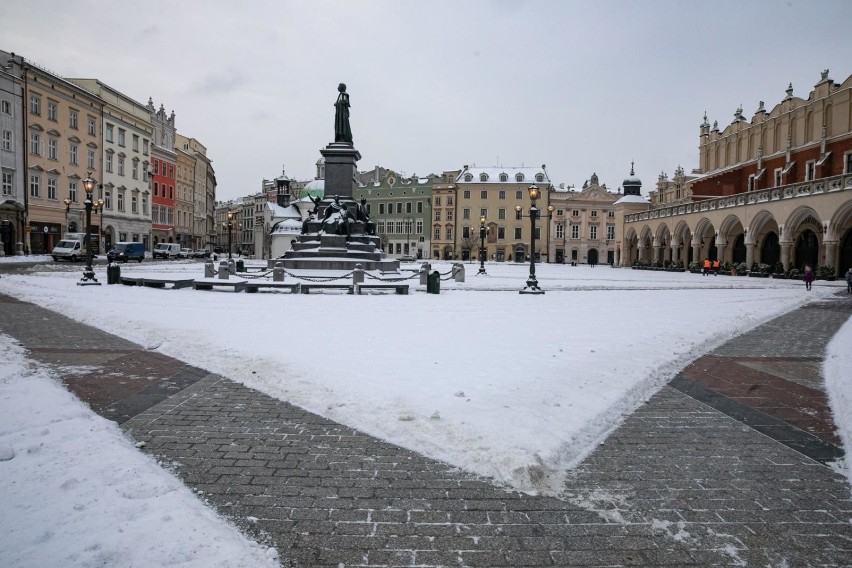 Zima w Krakowie trzyma mocno. Do soboty nocami temperatura...