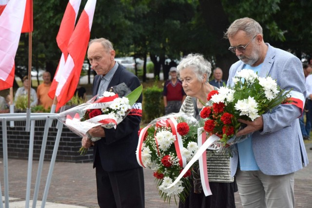Obchody 78 rocznicy wybuchu Powstania Warszawskiego. Uroczystości w Nowej Soli przed Pomnikiem Bohaterom Walk o Polskę