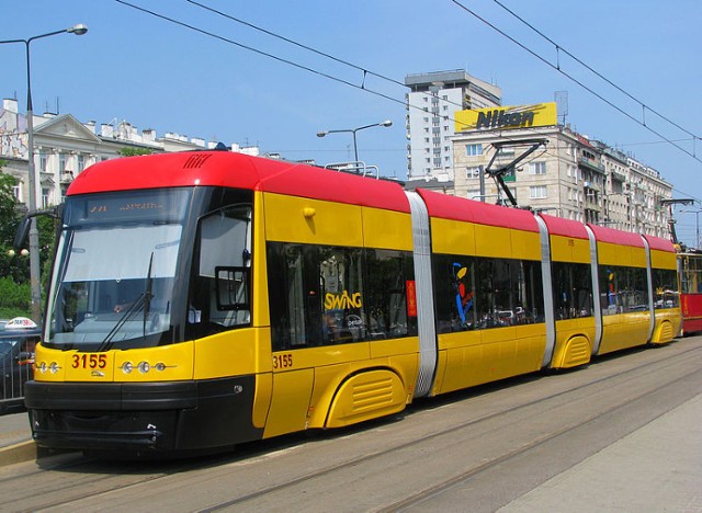 Warszawa potrzebuje dwukierunkowych tramwajów niskopodłogowych i ...