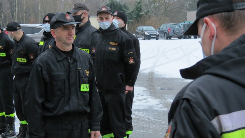 St. ogn. Robert Marciniak, starszy operator sprzętu w...