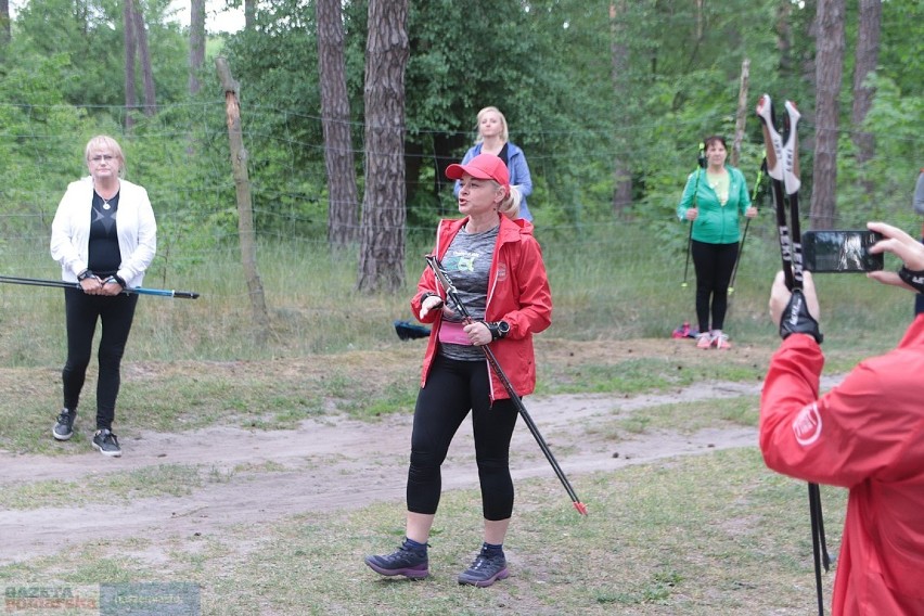 Trening nordic walking nad jeziorem Czarnym we Włocławku