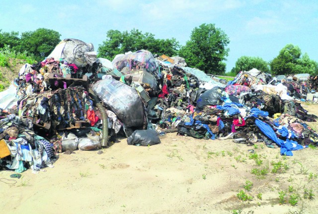 Na nielegalnym składowisku  znajduje się 16 ton odpadów zwierzęcych z zakładów garbarskich