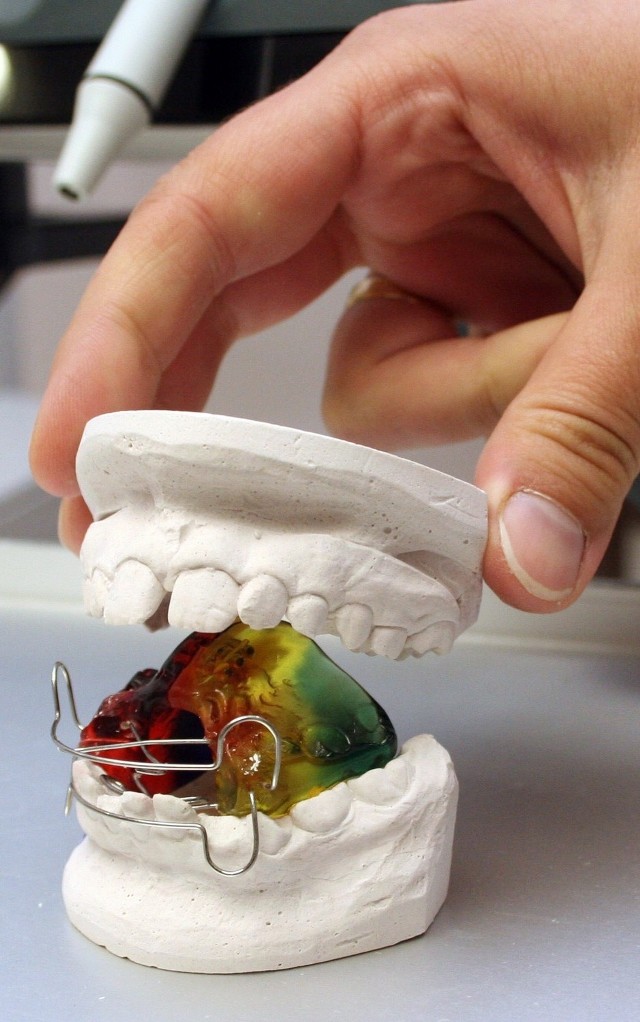Sytuacja pacjentów potrzebujących pomocy ortodonty jest najgorsza