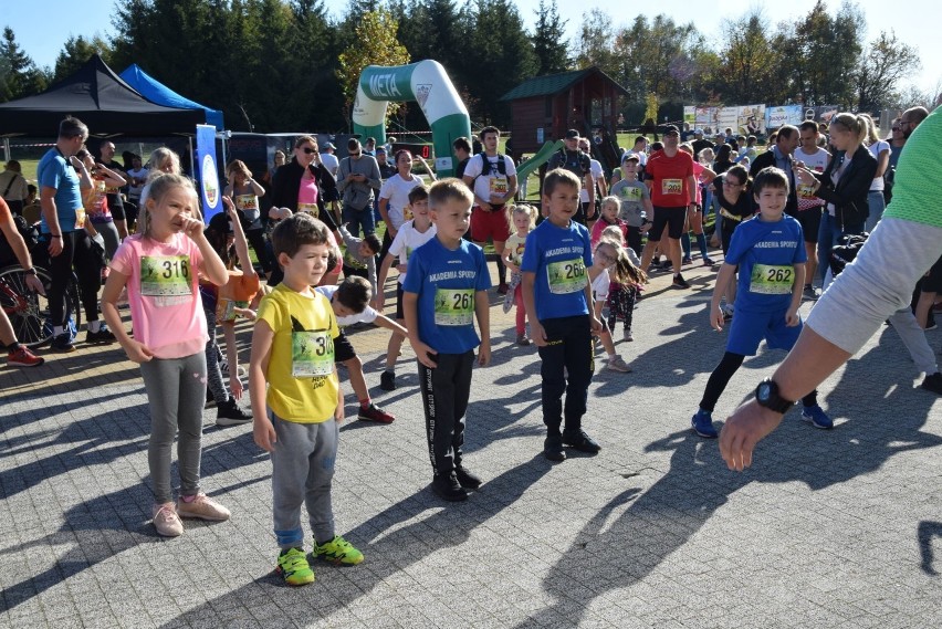 Jurassic Forest Run 2019 w Lgocie Murowanej. Był bieg dla dzieci ZDJĘCIA