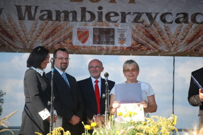 Dożynki powiatu kłodzkiego w Wambierzycach - wybrano najpiękniejszy wieniec