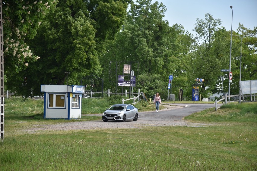 Malbork. Działka w Kałdowie wróciła do miasta. Przedsiębiorca wydał ją na mocy sądowego postanowienia