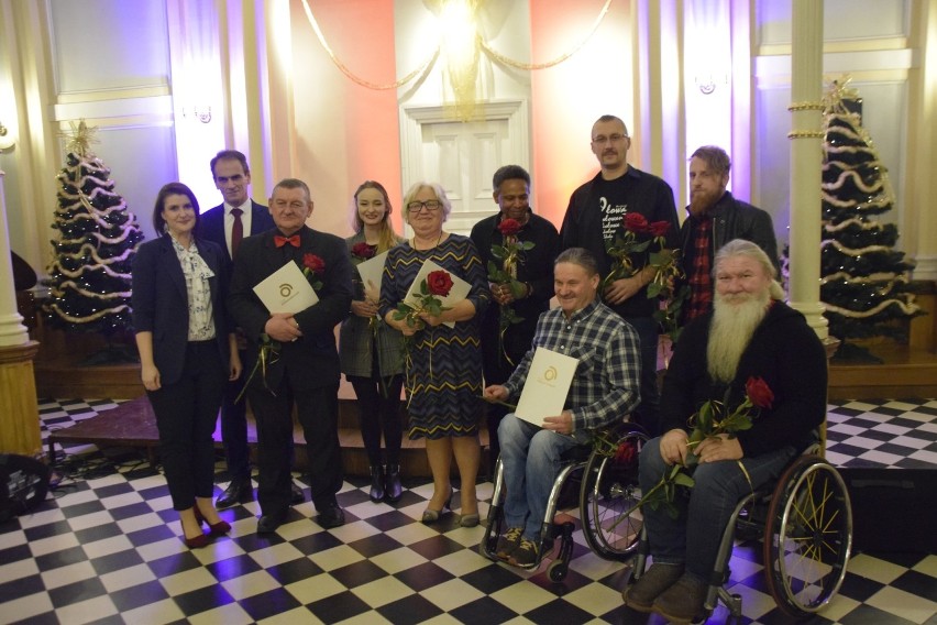 W Aleksandrowie Kujawskim przyznano nagrody za osiągnięcia w dziedzinie kultury [zdjęcia]