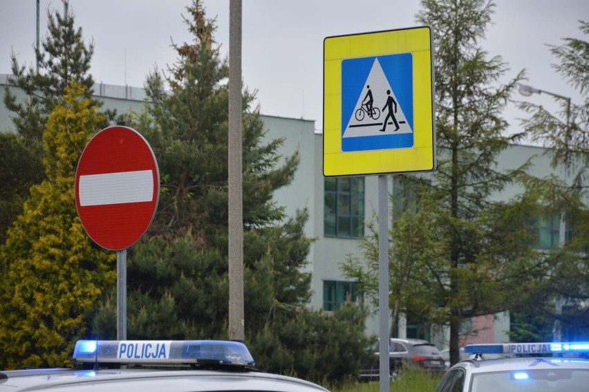 Potrącenie na oznakowanym przejściu dla pieszych w Radomiu. Czternastolatek przewieziony do szpitala