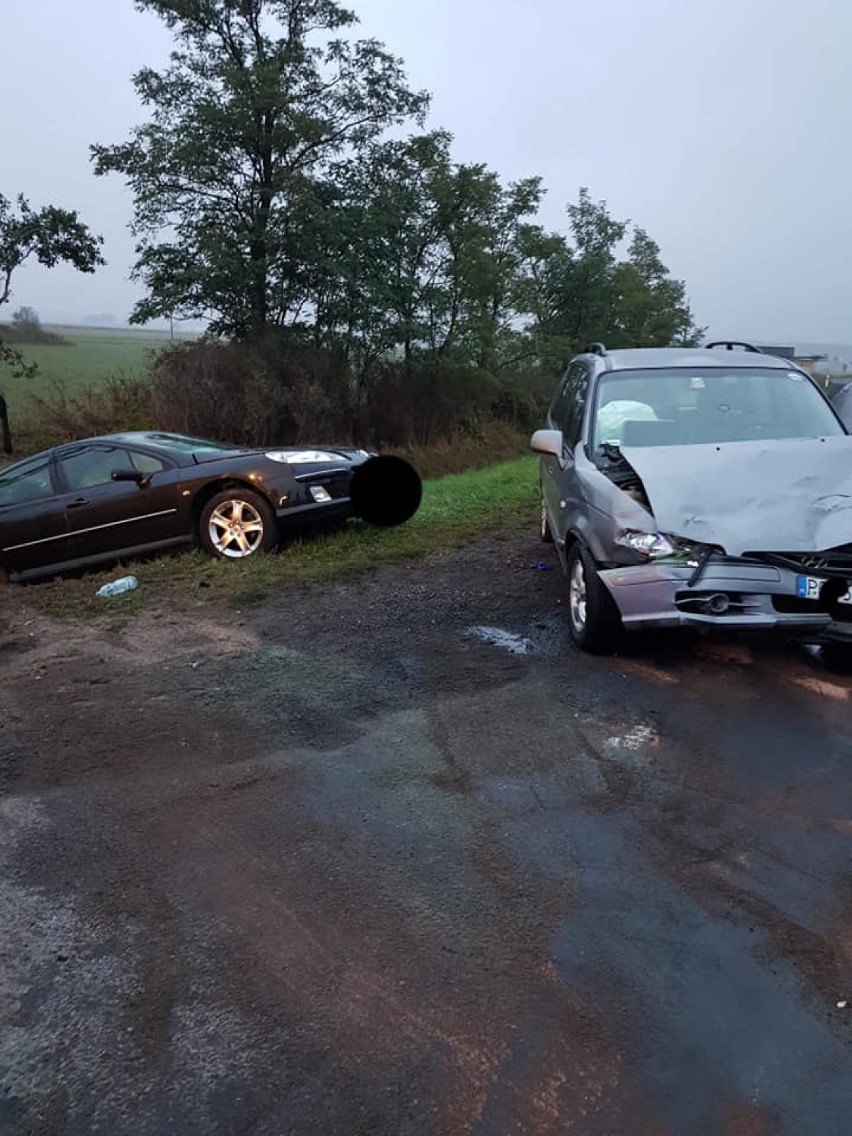 Nocny wypadek w Szczurach. 6 osób zabrano do szpitala