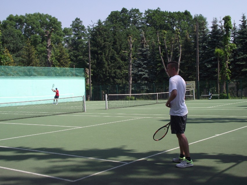 Tenis ziemny: Regulamin Turnieju Tenisa Ziemnego „POWITANIE LATA - 2020”                                                                   